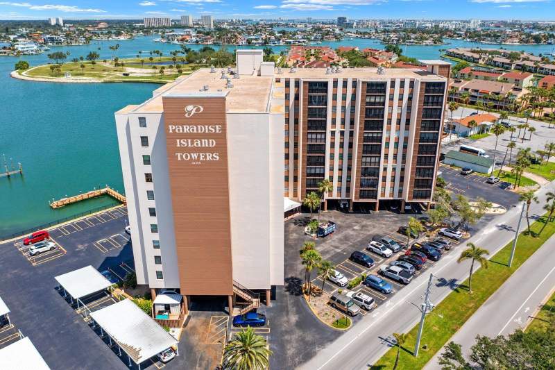 2 bedroom Condominium at 10355 Paradise Boulevard #512, Paradise Island Towers Condo, Treasure Island — photo 3