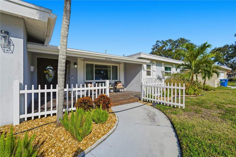 3 bedroom Single Family Residence at 2701 64th Avenue, Stephenson Manor, St Petersburg — photo 2