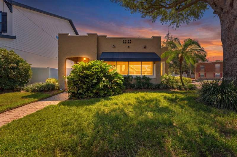 1618 S ARRAWANA AVENUE home for sale in Holdens Simms (Replat) Homes for Sale: 2 Homes, From $700K