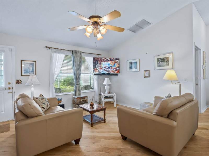 3 bedroom Single Family Residence at 9671 SE 168th Maplesong Lane, Villages/Marion Un 52, The Villages — photo 5
