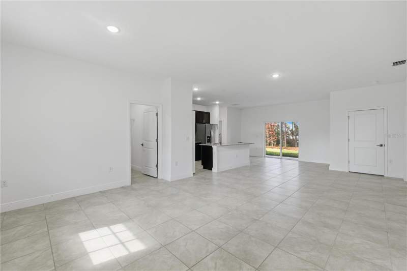 4 bedroom Single Family Residence at 15322 SW 50th Court Road, Marion Oaks Un #9, Ocala — photo 2