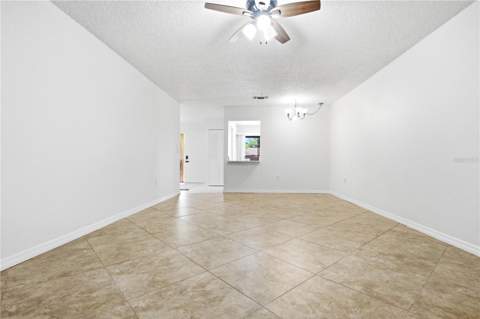 2909 Fig Court, Palm Harbor FL - photo 9 of 44