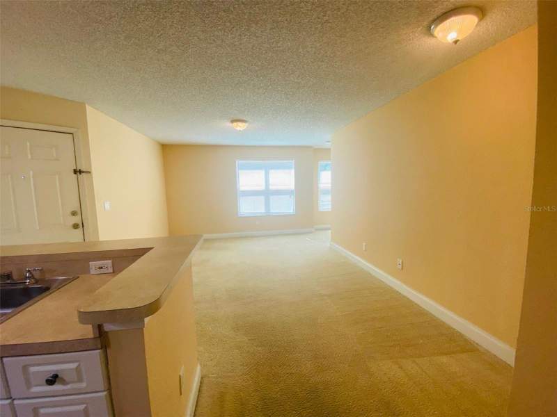 1 bedroom Condominium at 5773 Gatlin Avenue #616, Venetian Place, Orlando — photo 4