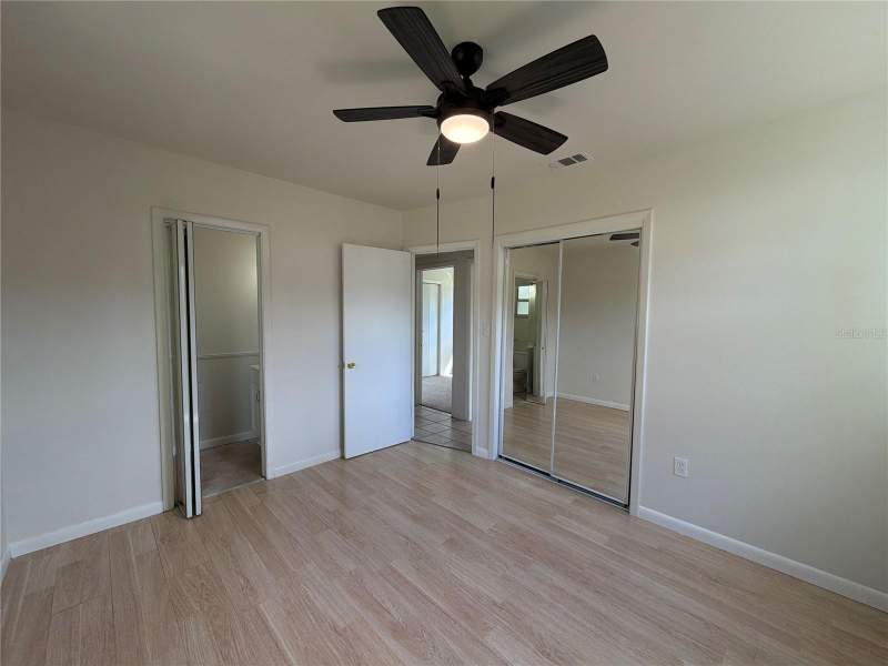 3 bedroom Single Family Residence at 509 Clearfield Road, Brandon Terrace Park Unit 1, Brandon — photo 4