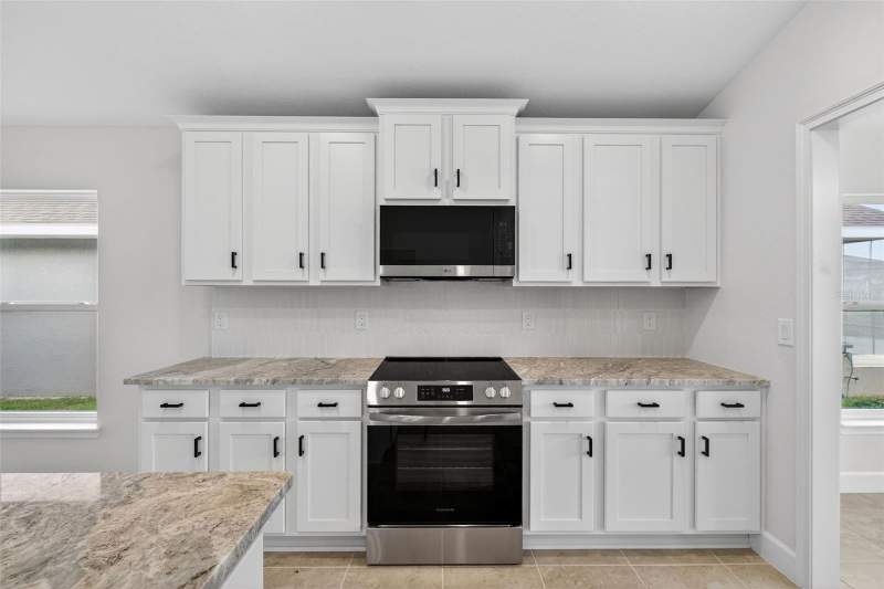 3 bedroom Single Family Residence at 683 Tanaro Lane, Magnolia Park Ph 1 & 2, Haines City — photo 4