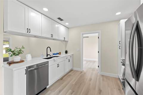 4430 Carson Street, St Petersburg FL - photo 8 of 43
