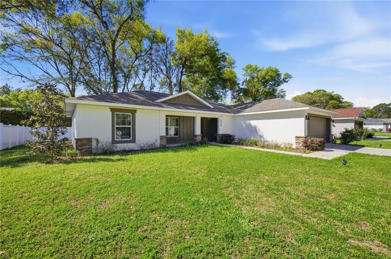 3 bedroom Single Family Residence at 6870 SW 109th Lane, Oak Ridge Estate, Ocala — photo 2