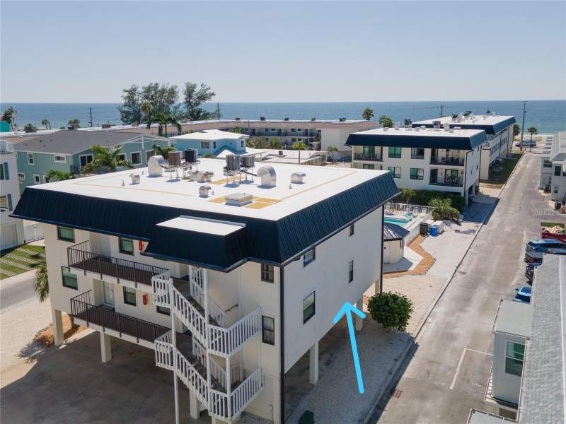 2 bedroom Condominium at 601 Gulf Drive #109, Gulf Watch Ph 1, Bradenton Beach — photo 1