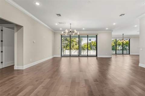 481 W Davis Boulevard, Tampa FL - photo 11 of 77