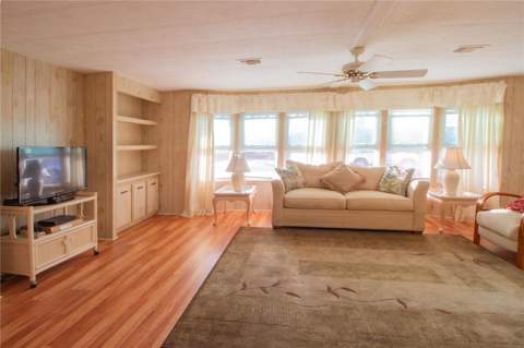 9141 Salisbury Drive, Brooksville FL - photo 10 of 56