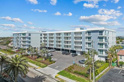 415 Island Way #311, Clearwater Beach FL - photo 6 of 6