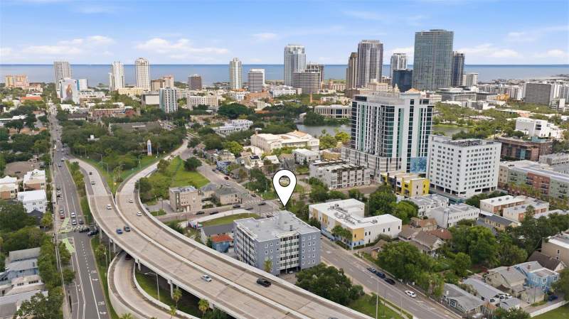 1 bedroom Condominium at 841 4th Avenue #27, Suncoast Towers Apts Co-Op, St Petersburg — photo 3