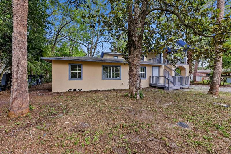 4 bedroom Single Family Residence at 821 NE 22nd Terrace, Duval Heights, Gainesville — photo 2
