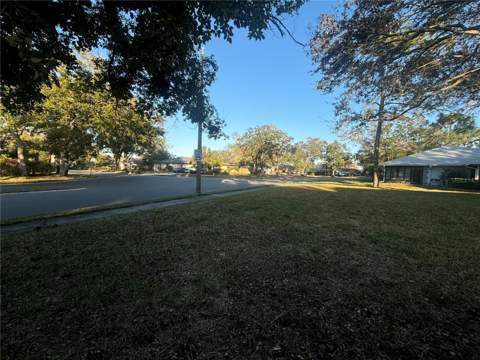 2765 Countryside Boulevard #106, Clearwater FL - photo 18 of 25