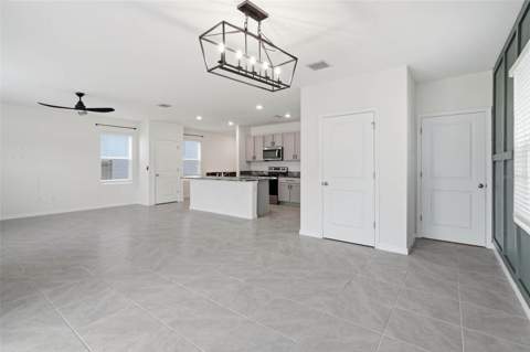 5674 Banbury Ridge Run, Wesley Chapel FL - photo 17 of 44
