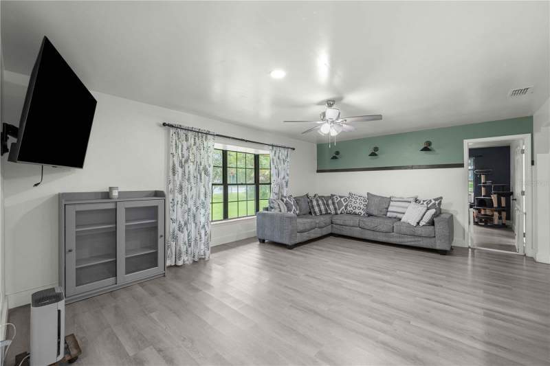 3 bedroom Single Family Residence at 6000 SW 109th Place, Kingsland Country Estate, Ocala — photo 5