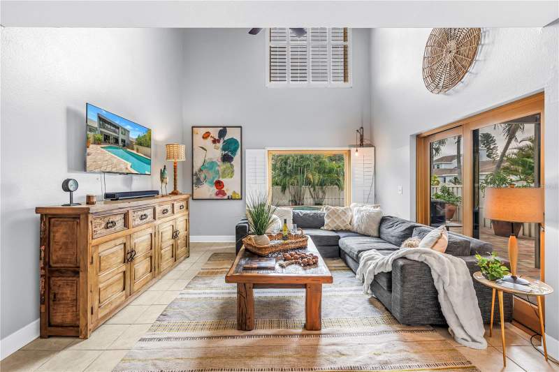 3 bedroom Townhouse at 990 San Carlos Court, Riviera Bay Second Add, St Petersburg — photo 5