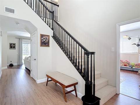 18109 Kara Court, Tampa FL - photo 12 of 99