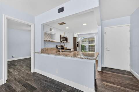 6210 Sun Boulevard #112, St Petersburg FL - photo 6 of 6
