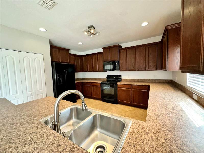 4 bedroom Single Family Residence at 4612 Cabalerro Trail, Brighton Landings Ph 1, Kissimmee — photo 3