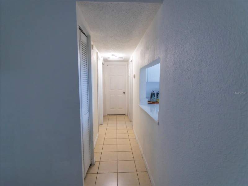 4 bedroom Single Family Residence at 4718 Eldorado Drive, Townn Country Park Un 01, Tampa — photo 5