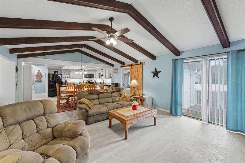 3 bedroom Single Family Residence at 429 Manor Boulevard, Pine Lake, Palm Harbor — photo 2
