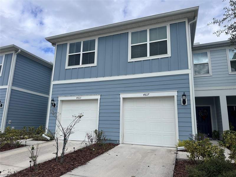 4617 SPARKLING SHELL AVENUE home for sale in Cypress Cay
