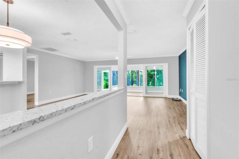 3 bedroom Villa at 600 S Woodlands Drive, East Lake Woodlands Cluster Homes, Oldsmar — photo 5