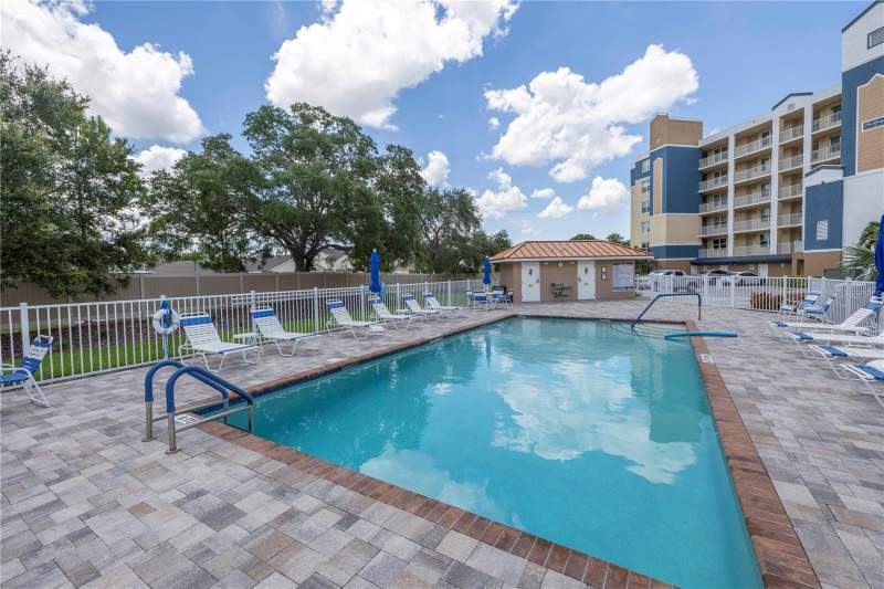 2 bedroom Condominium at 960 Starkey Road #2202, Golf Lake Condo 2 At East Bay, Largo — photo 4