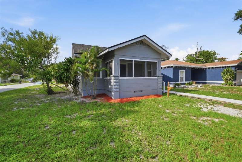 3 bedroom Single Family Residence at 3745 S 16th Avenue, Pine Lawn Rev, St Petersburg — photo 4