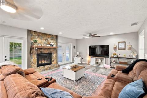 2901 Beagle Place, Seffner FL - photo 6 of 6