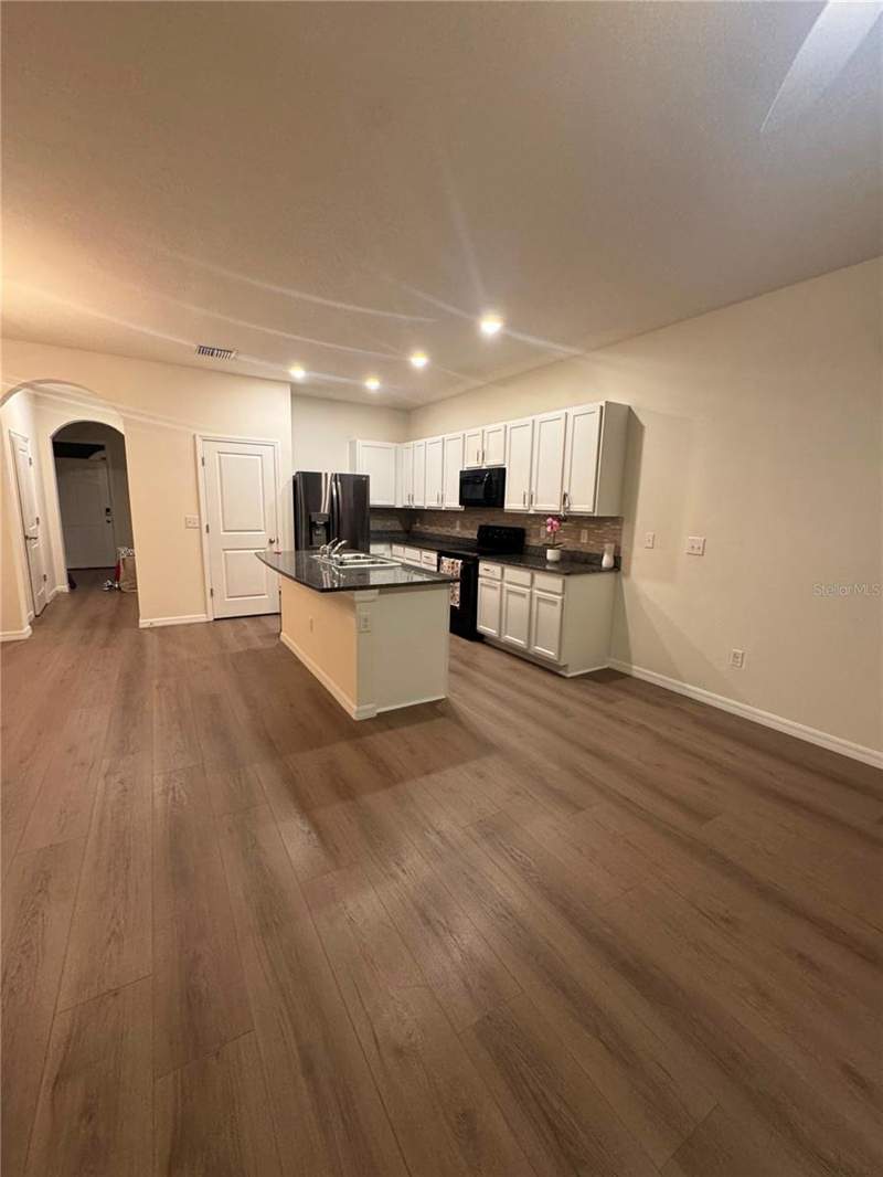 3 bedroom Townhouse at 1833 Hovenweep Road, Union Park Ph 7A & Oldwoods Aven, Wesley Chapel — photo 4