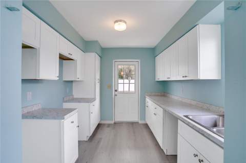 216 Fair Winds Drive #216, Nokomis FL - photo 9 of 33