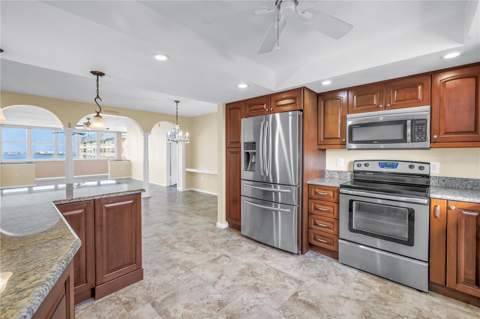 5108 Brittany Drive #908, St Petersburg FL - photo 7 of 76