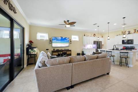 10035 Marbella Drive, Bradenton FL - photo 17 of 51
