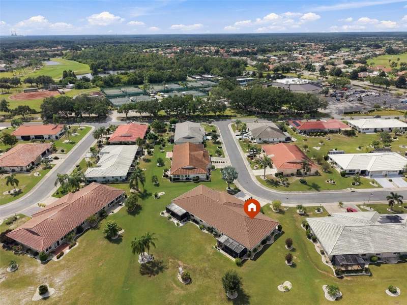 2 bedroom Half Duplex at 1611 Woodmar Drive, Sun City Center Unit 40, Sun City Center — photo 4