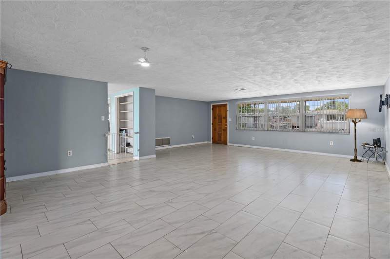 3 bedroom Single Family Residence at 4934 Daphne Street, Holiday Garden Estates, New Port Richey — photo 3