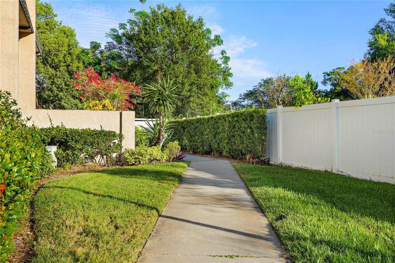 2 bedroom Condominium at 504 Cordova Green, Cordova Greens Condo, Seminole — photo 2