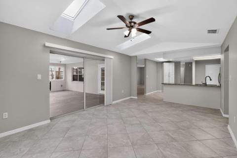 9504 Via Segovia, New Port Richey FL - photo 11 of 20