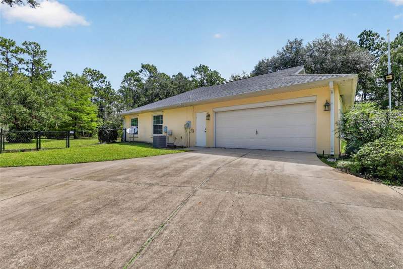 3 bedroom Single Family Residence at 21859 SW 82nd Street, Rainbow Springs The Woodlands, Dunnellon — photo 3