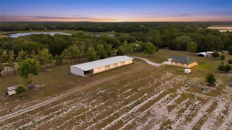 3 bedroom Single Family Residence at 14433 Lake Yale Road, Metes And Bounds, Umatilla — photo 2