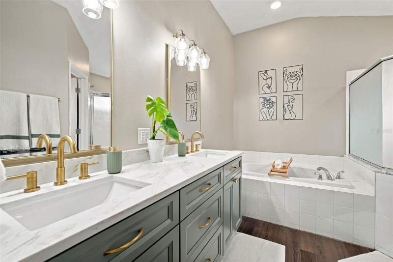 3 bedroom Single Family Residence at 8335 Canterbury Lake Boulevard, Canterbury Lakes Ph I, Tampa — photo 5