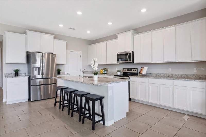 4 bedroom Single Family Residence at 13017 Willow Grove Drive, Belmond Reserve Ph 1, Riverview — photo 4