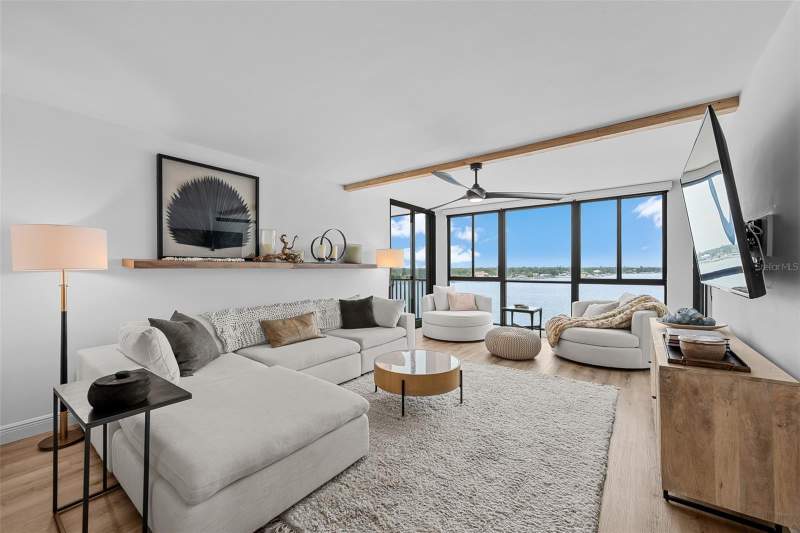 2 bedroom Condominium at 7100 Sunshine Skyway Lane #701, Bridgeton North Condo, St Petersburg — photo 5