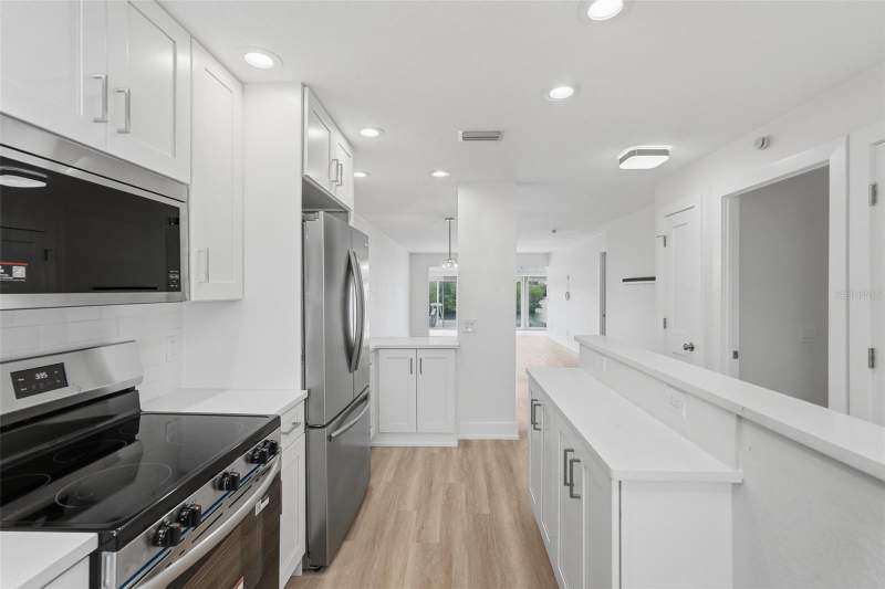 2 bedroom Villa at 280 Boca Ciega Point Boulevard, Boca Ciega Point East, St Petersburg — photo 5