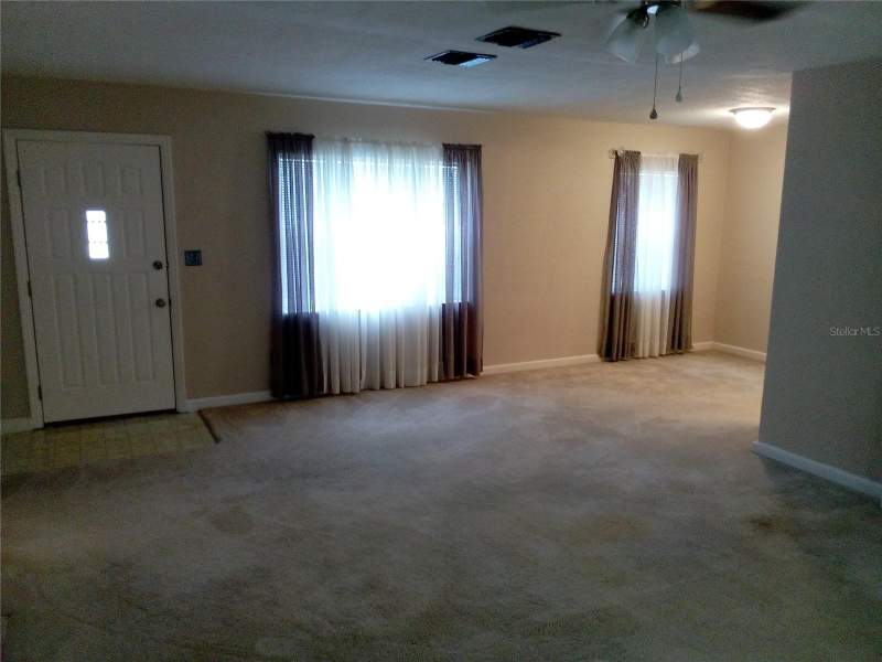 2 bedroom Single Family Residence at 906 Oak Drive, Leesburg Whispering Pines, Leesburg — photo 2