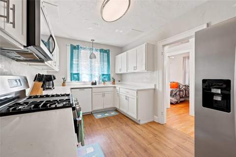 949 SW 13th Street, Gainesville FL - photo 10 of 32