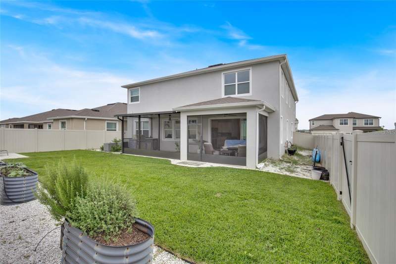 5 bedroom Single Family Residence at 32265 Conchshell Sail Street, Epperson North Village A-1-A-5, Wesley Chapel — photo 4
