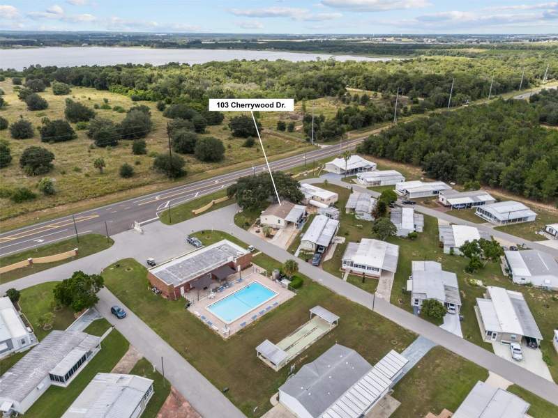 3 bedroom Manufactured Home at 103 Cherrywood Drive, Twin Fountains Inc A Condo Mhp, Lake Wales — photo 2
