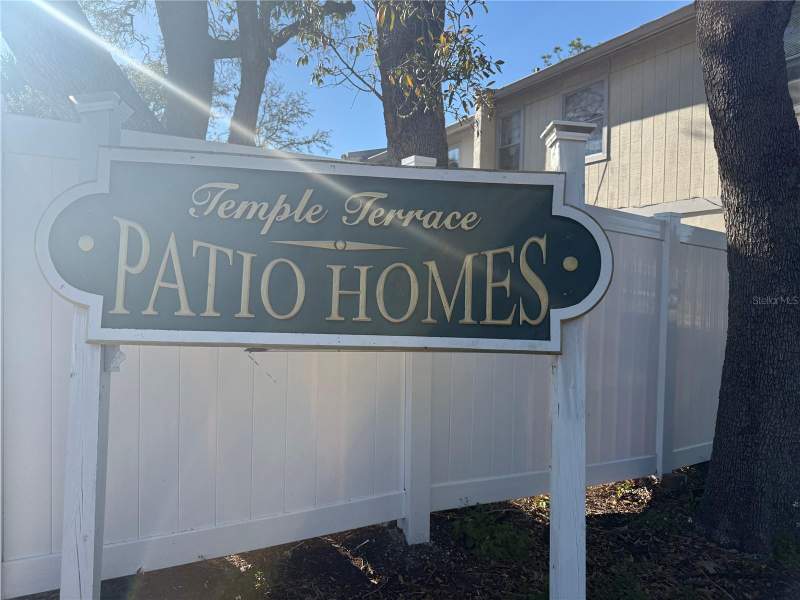 3 bedroom Condominium at 5118 Tennis Court Circle, Temple Terrace Patio Homes A C, Tampa — photo 2